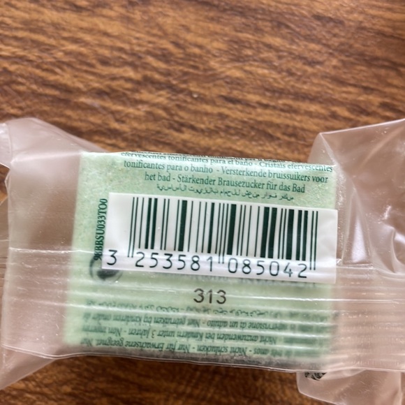 L'OCCITANE Bath & Body Loccitane Effervescent Revitalizing Sugar